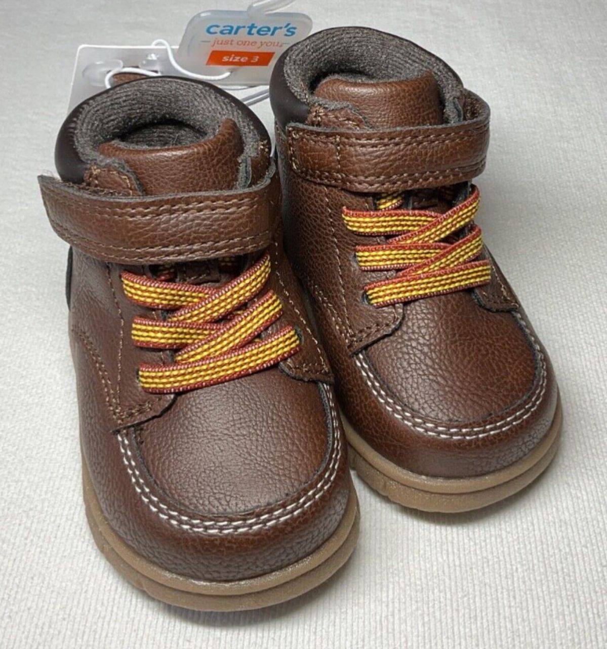 Botines marrones Carters