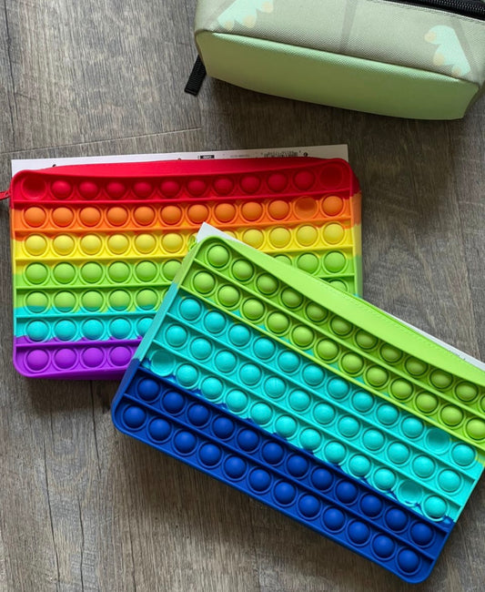 Cartuchera Pop-It divertida 🖍️🖍️🖍️